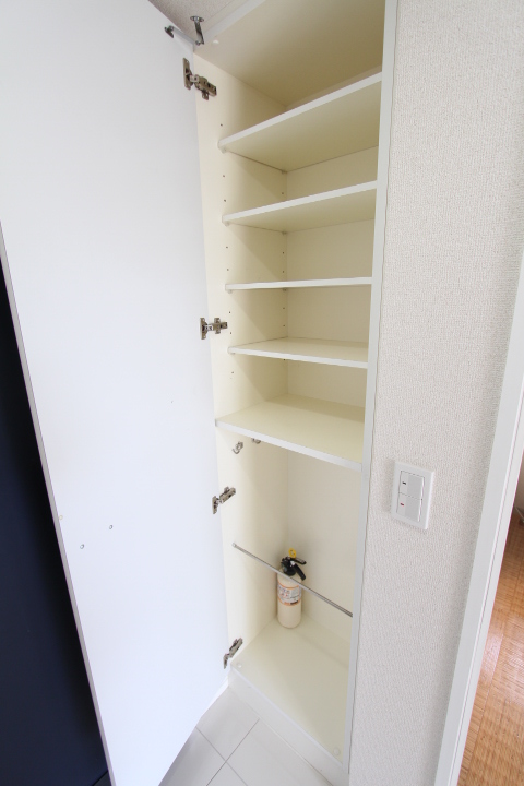 シューズボックスの様子です。※参考写真