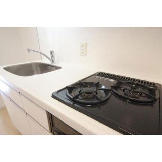 ２口のガスコンロが導入されています。※写真は同タイプ住戸です。