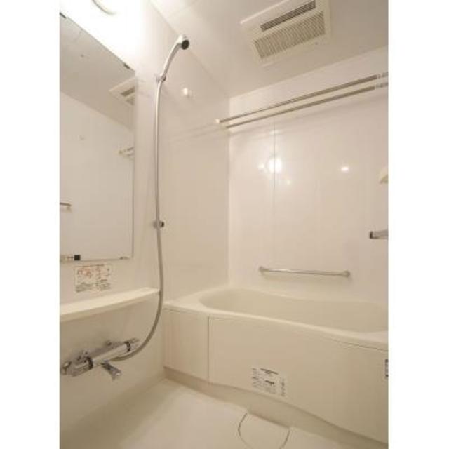 浴室の様子。※写真は同タイプ住戸です。