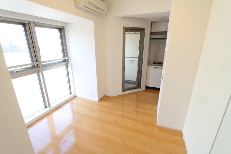 7.7帖の１Rです。※参考写真