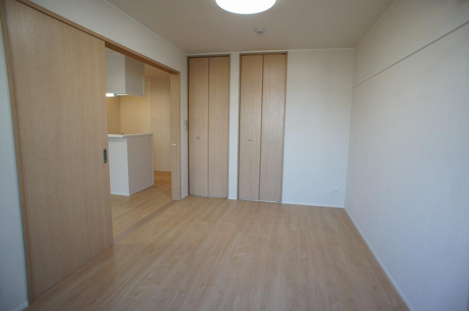 6.0帖の洋室の様子。