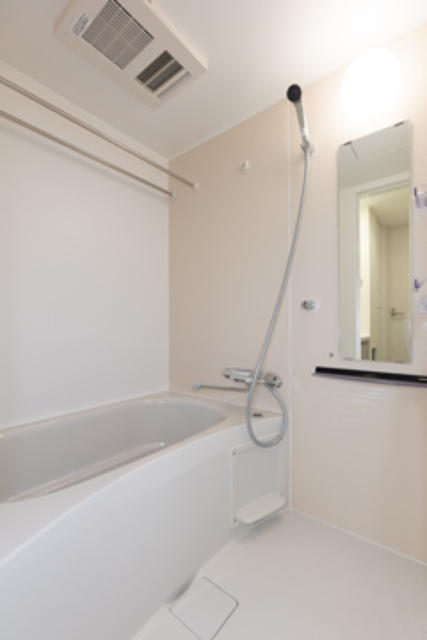 浴室※写真は同タイプ住戸です。