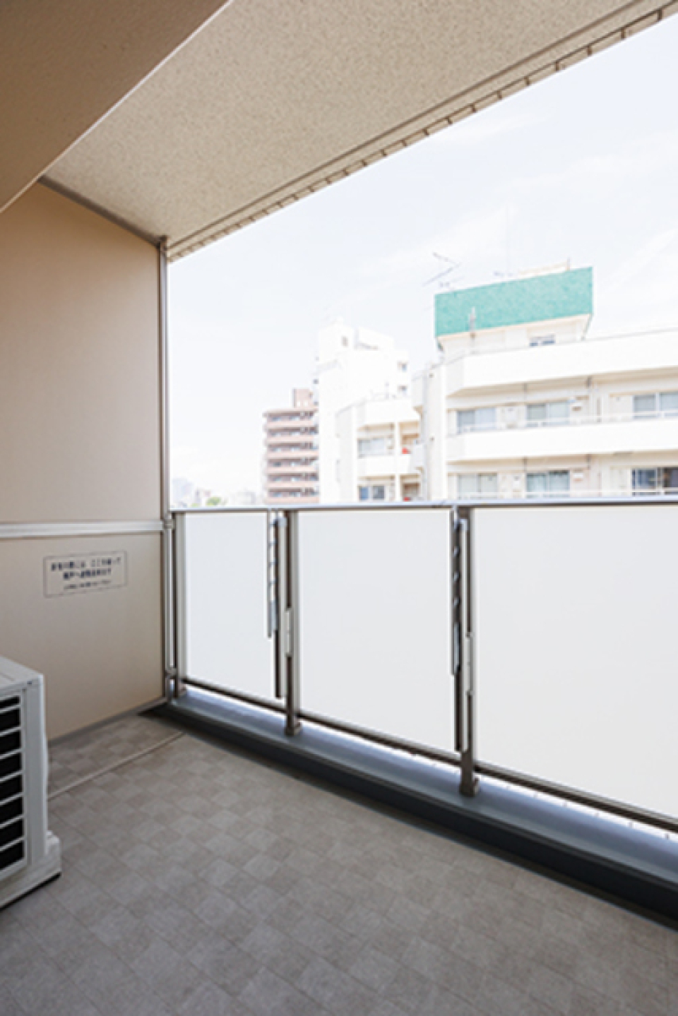 バルコニーの様子。※写真は同タイプ住戸です。