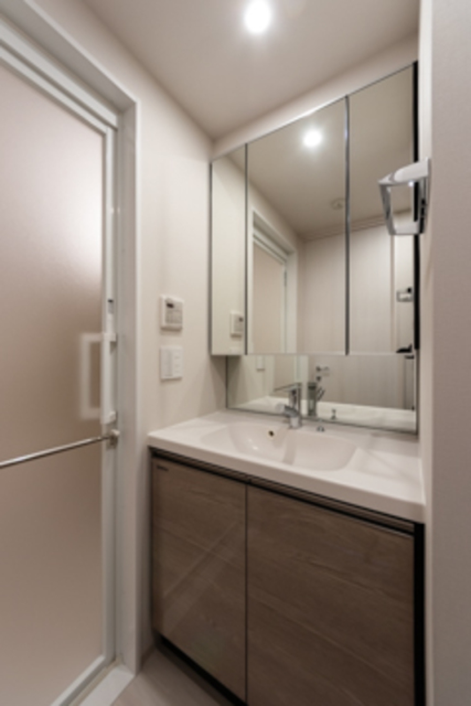 洗面台※写真は同タイプ住戸です。