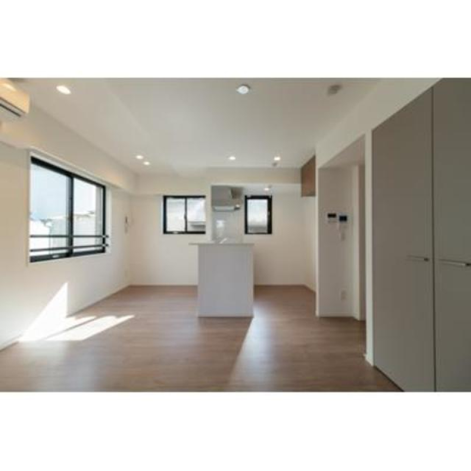 １１．４帖のLDKです。※写真は同タイプ住戸です。