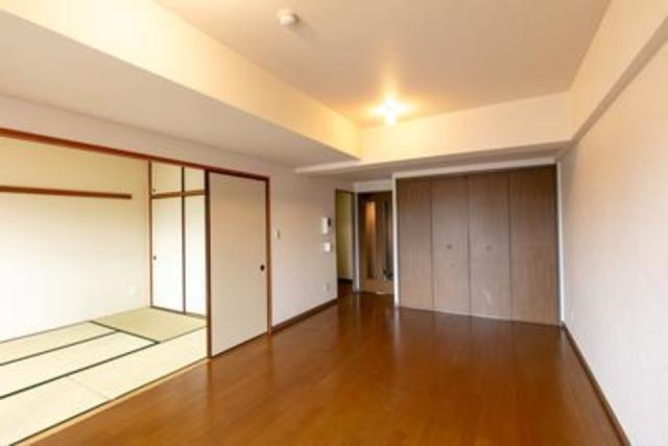 収納もしっかり完備。※写真は同タイプ住戸です。