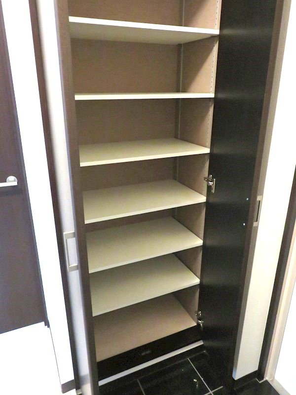 シューズボックスはたくさん入りそう