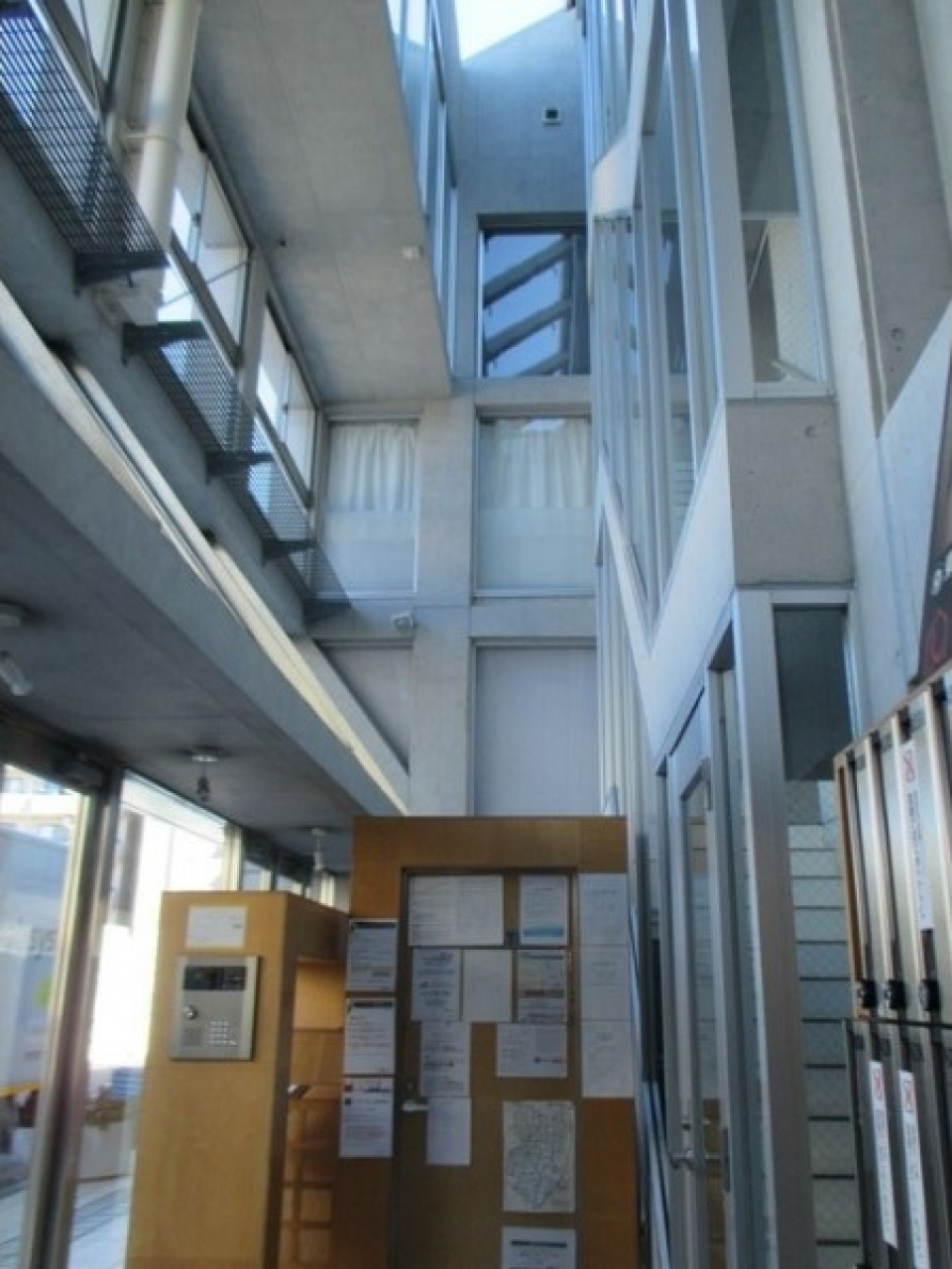 アートと暮らしが隣り合う集合住宅