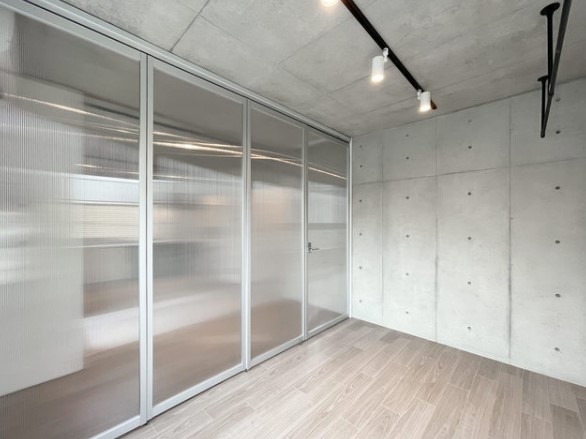 抜け感のあるベッドルームは5.4帖です