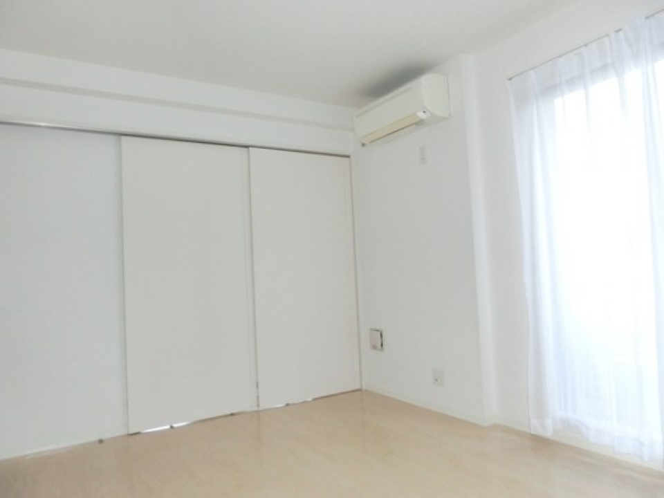 南西向きで日当たりが良いです！