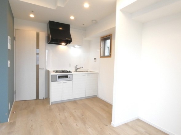 ダイニングキッチンは6.9帖です