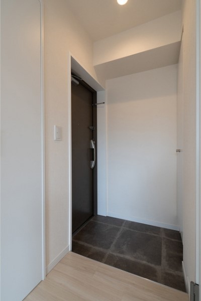 玄関にはトールサイズのシューズボックス付きです