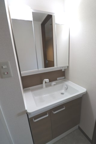 嬉しい独立洗面台。