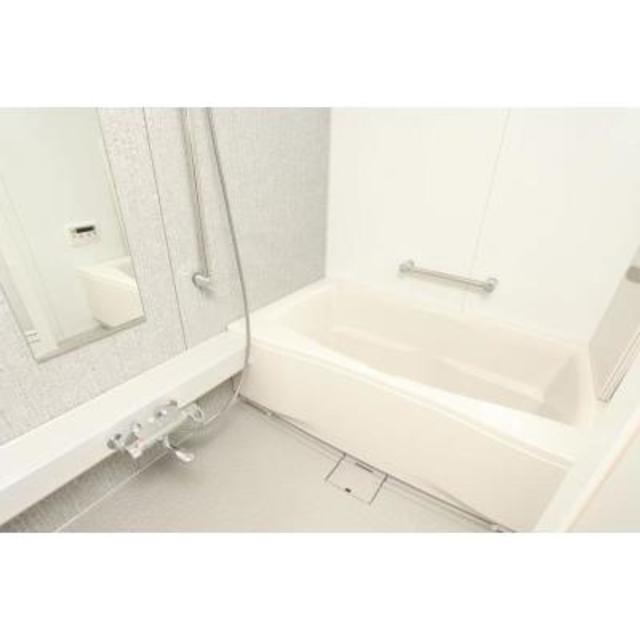 浴室の様子です。※写真は同タイプ住戸です。