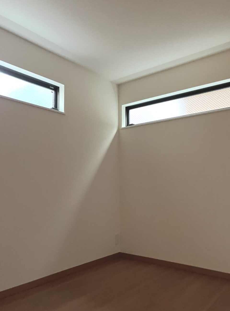 お部屋は5.2帖、5.3帖、8.7帖とあります。