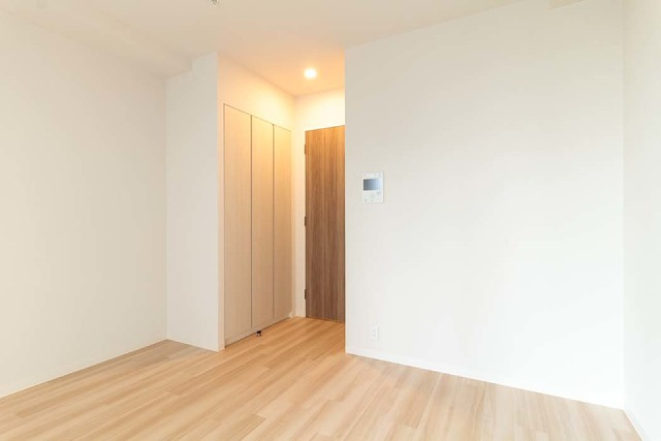 シンプルな間取りが部屋の淡さをさらに際立たせていますね。※写真は同タイプ住戸です。