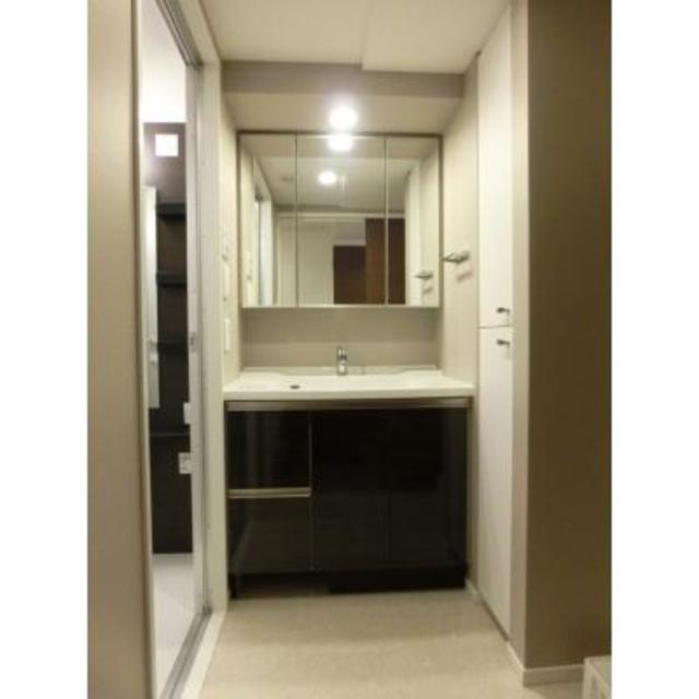 ぴかぴかな洗面室