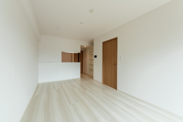 対面キッチンなので、ご家族やお友達、顔を合わせながらお料理出来る環境です♪
※写真は同タイプ住戸です。