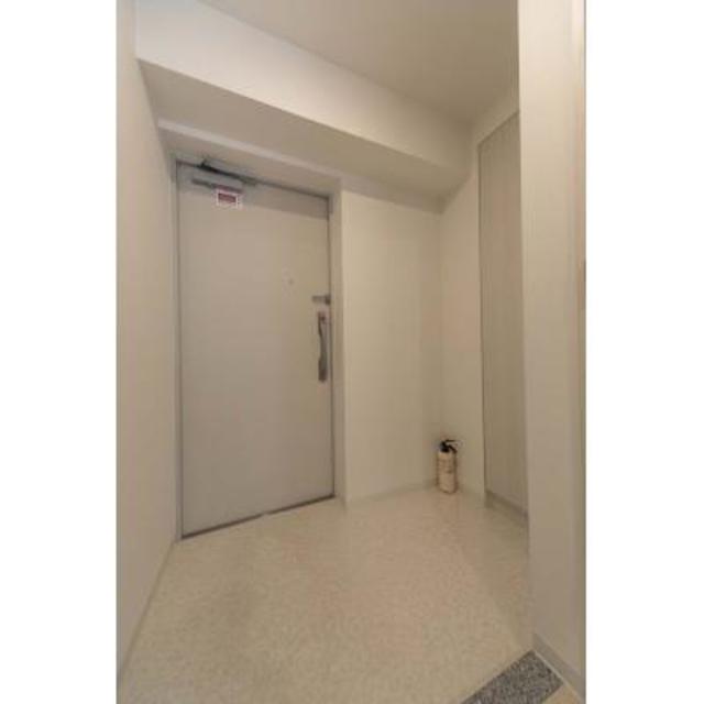 靴がたくさん置けそうな玄関※写真は同タイプ住戸です。