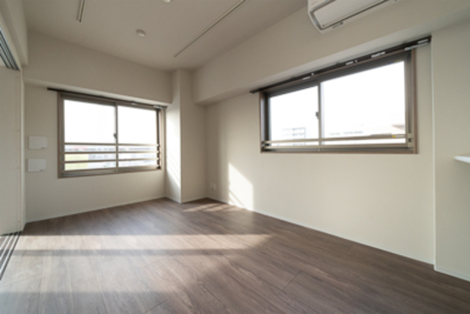 開放的なリビングルーム！のんびり日向ぼっこしながら休日を過ごせそうです！
※写真は同タイプ住戸です。