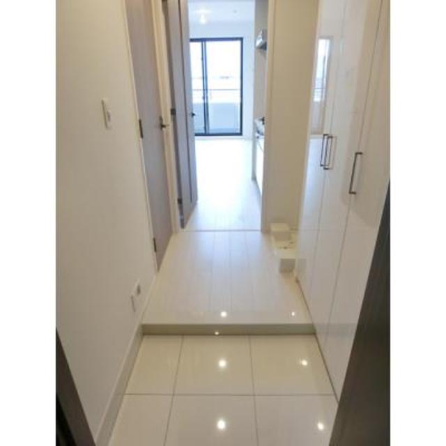 ピカピカの床！汚したくない！