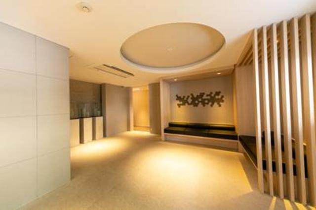 温かみと高級感あふれるエントランス