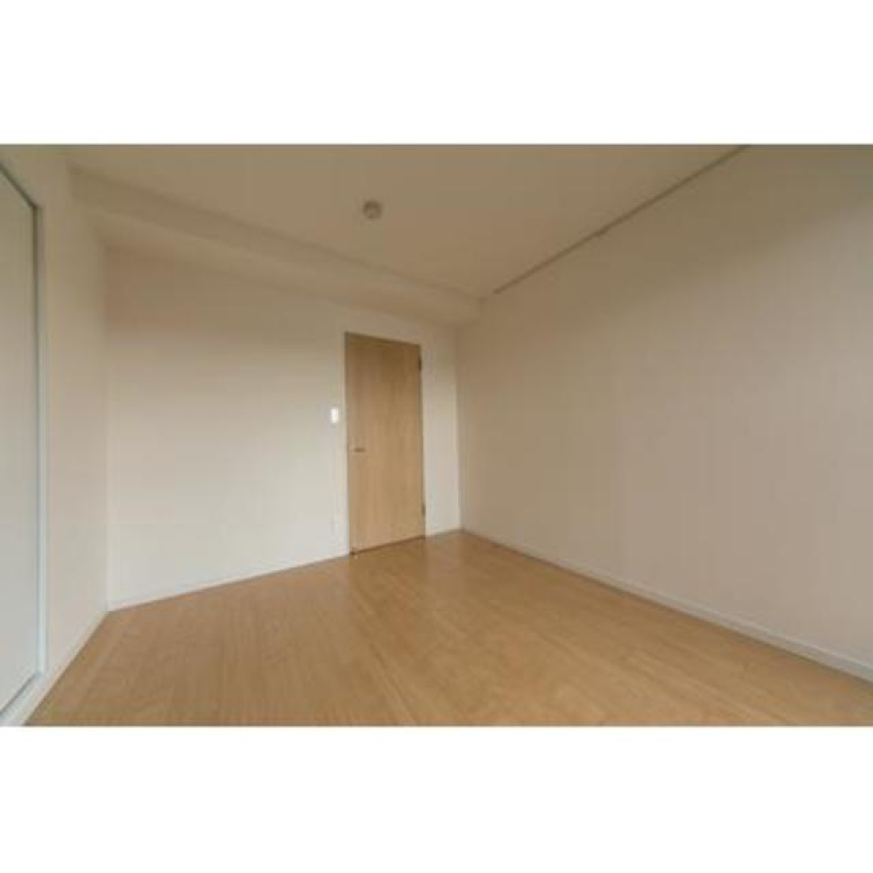 寝室※写真は同タイプ住戸です。