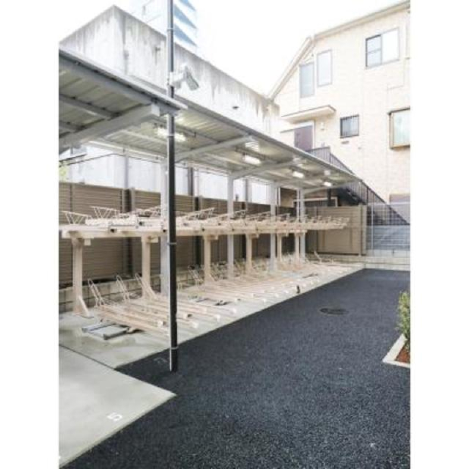 都心にはかかせない自転車も停められます