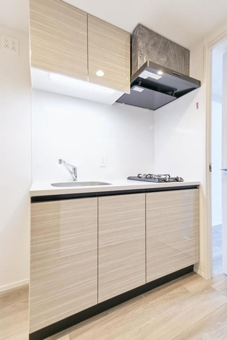 2口のガスコンロが導入されたキッチンです。※写真は同タイプ住戸です。