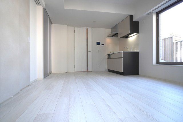 １０．０帖のLDKの様子です。※写真は同タイプ住戸です。