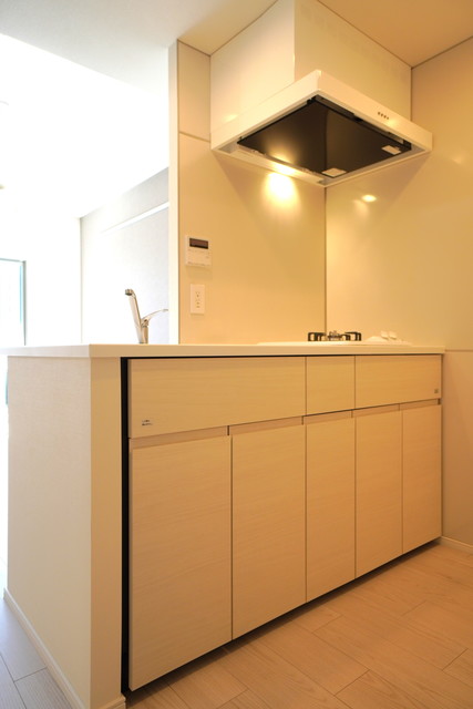 2口のガスコンロが導入されたキッチンです。※写真は同タイプ住戸です。