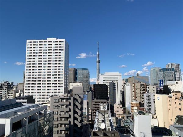 １５階建ての１４階に位置しています。