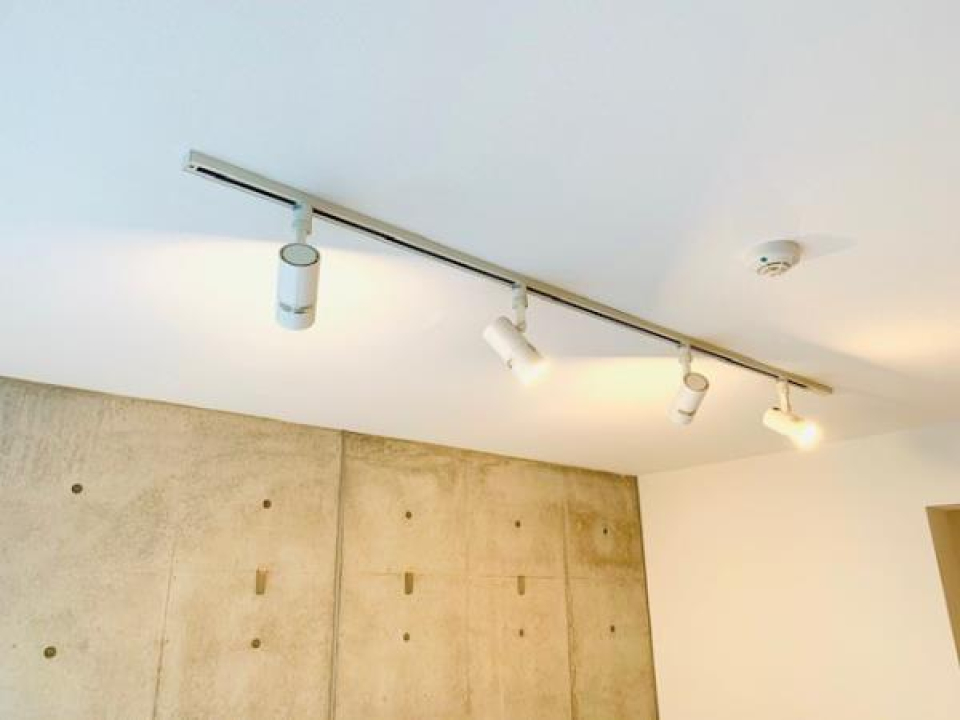 オシャレな照明付きです！