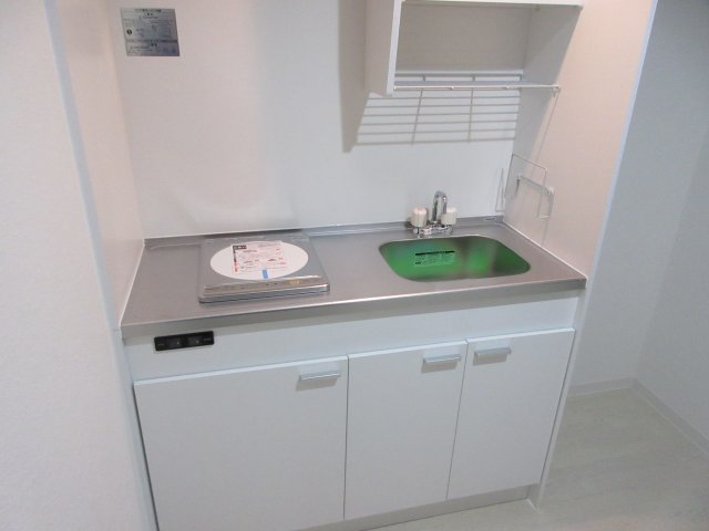 １口のIHコンロが標準装備です。