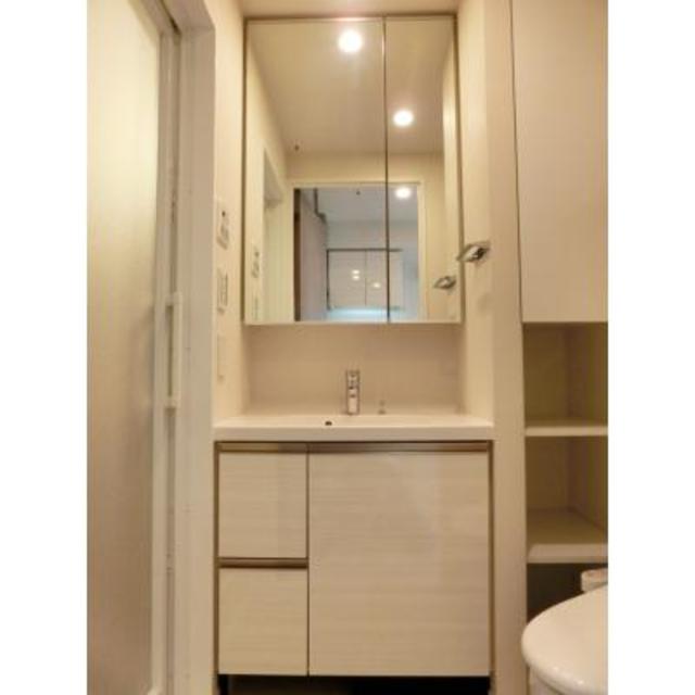 ぴかぴかな洗面室