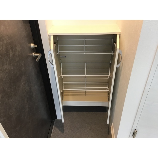 シューズボックスを開けた時の様子。