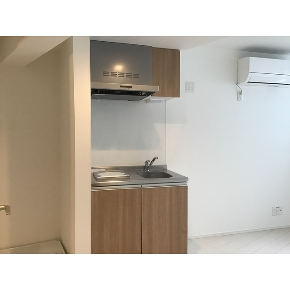 １口のIHコンロが標準装備です。