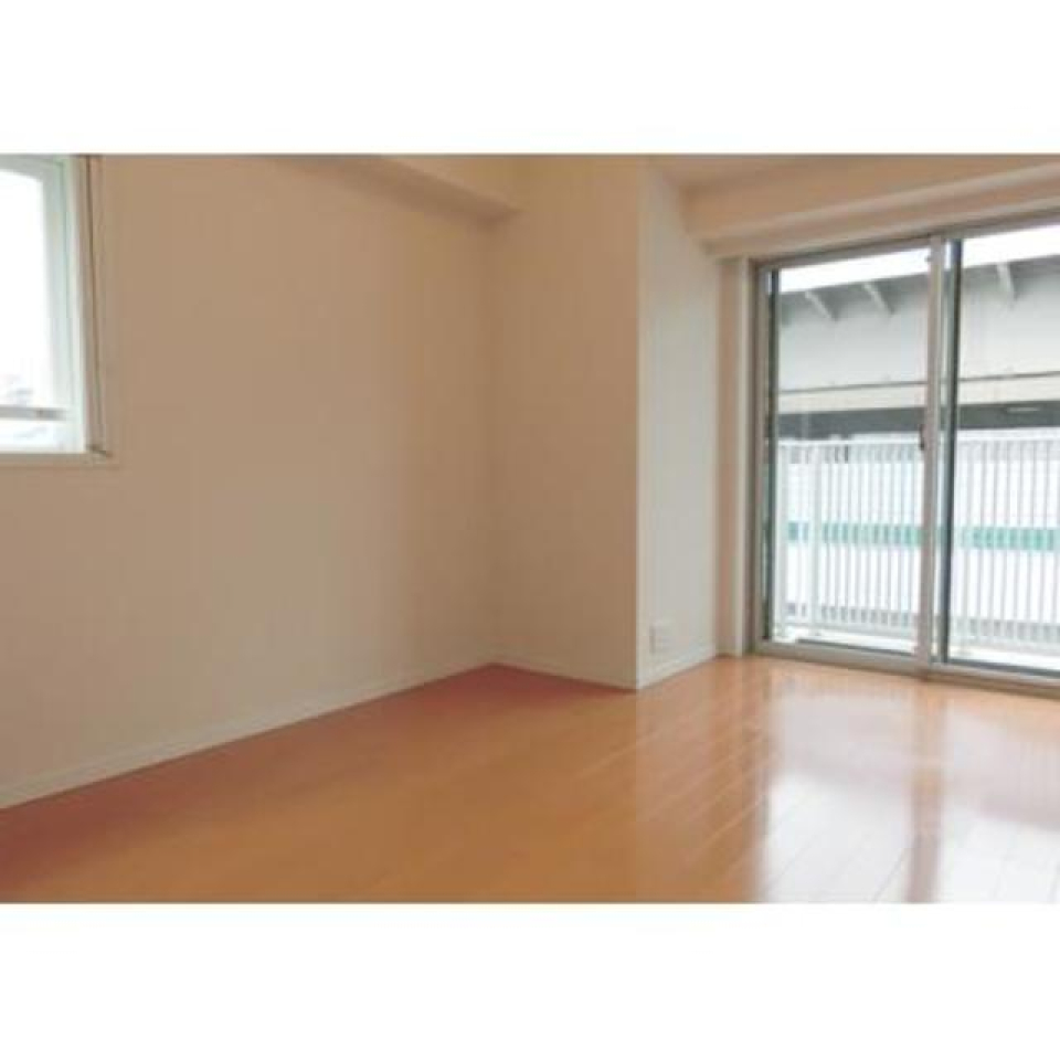 バルコニーの様子。※写真は同タイプ住戸です。