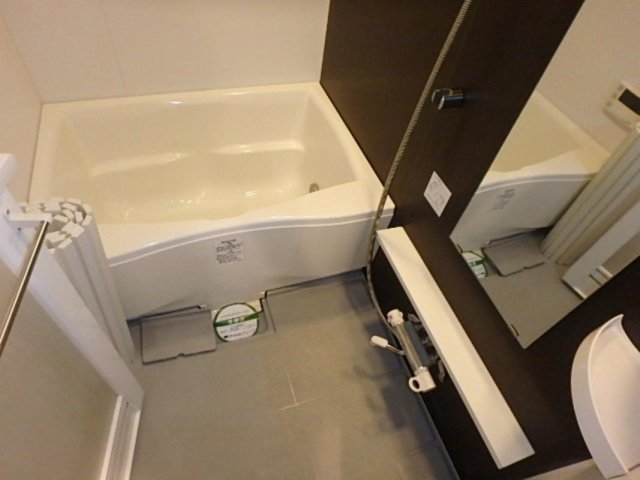 浴室乾燥機付きのお風呂でゆったりとした時間を過ごしてみるのは如何ですか？