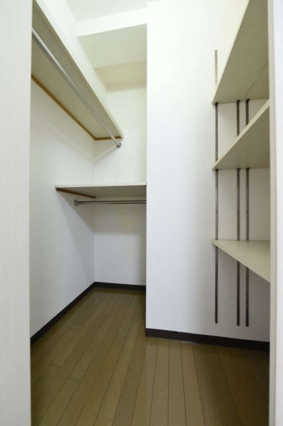 1Kでこのウォークインクローゼット広さ。なかなか無いです！