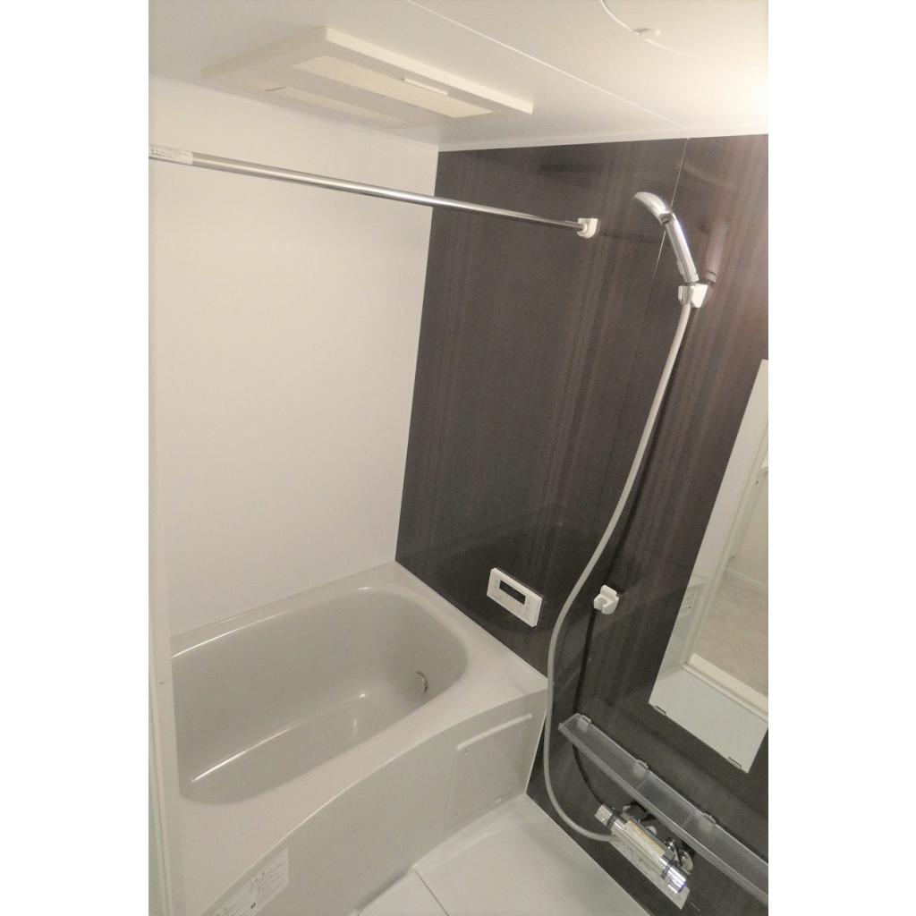 浴室乾燥機付きの優れた癒し空間。そうその名は、お風呂。