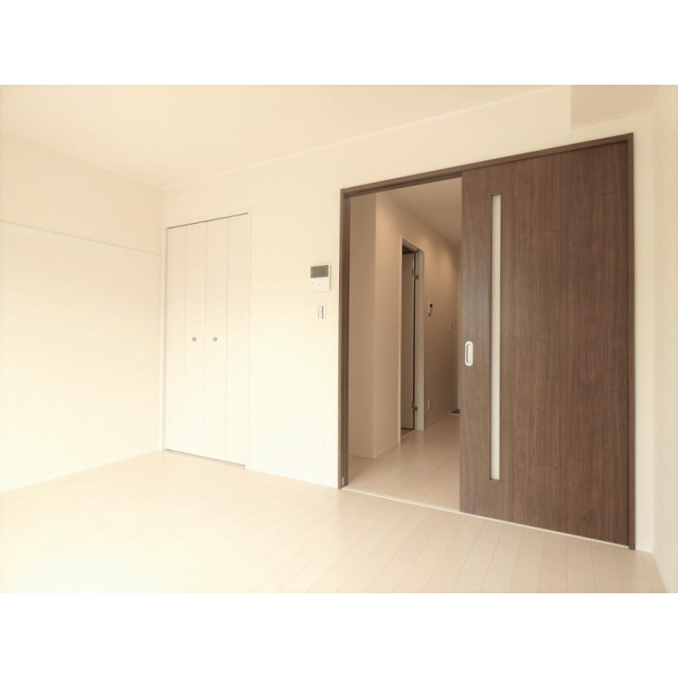 キッチンとお部屋を仕切れるので匂い移りの心配もしないでOK♪