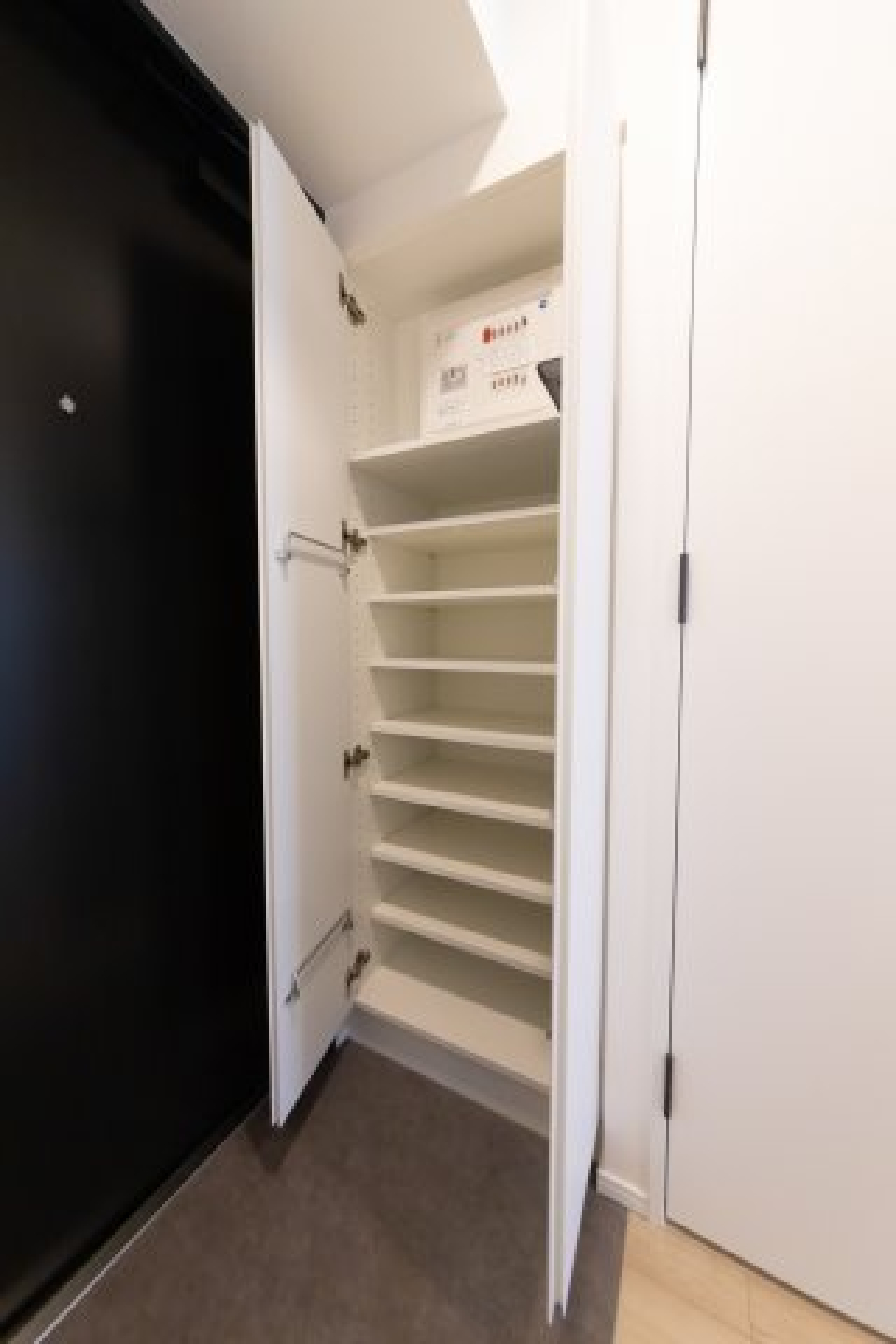 シューズボックスを開けた時の様子。