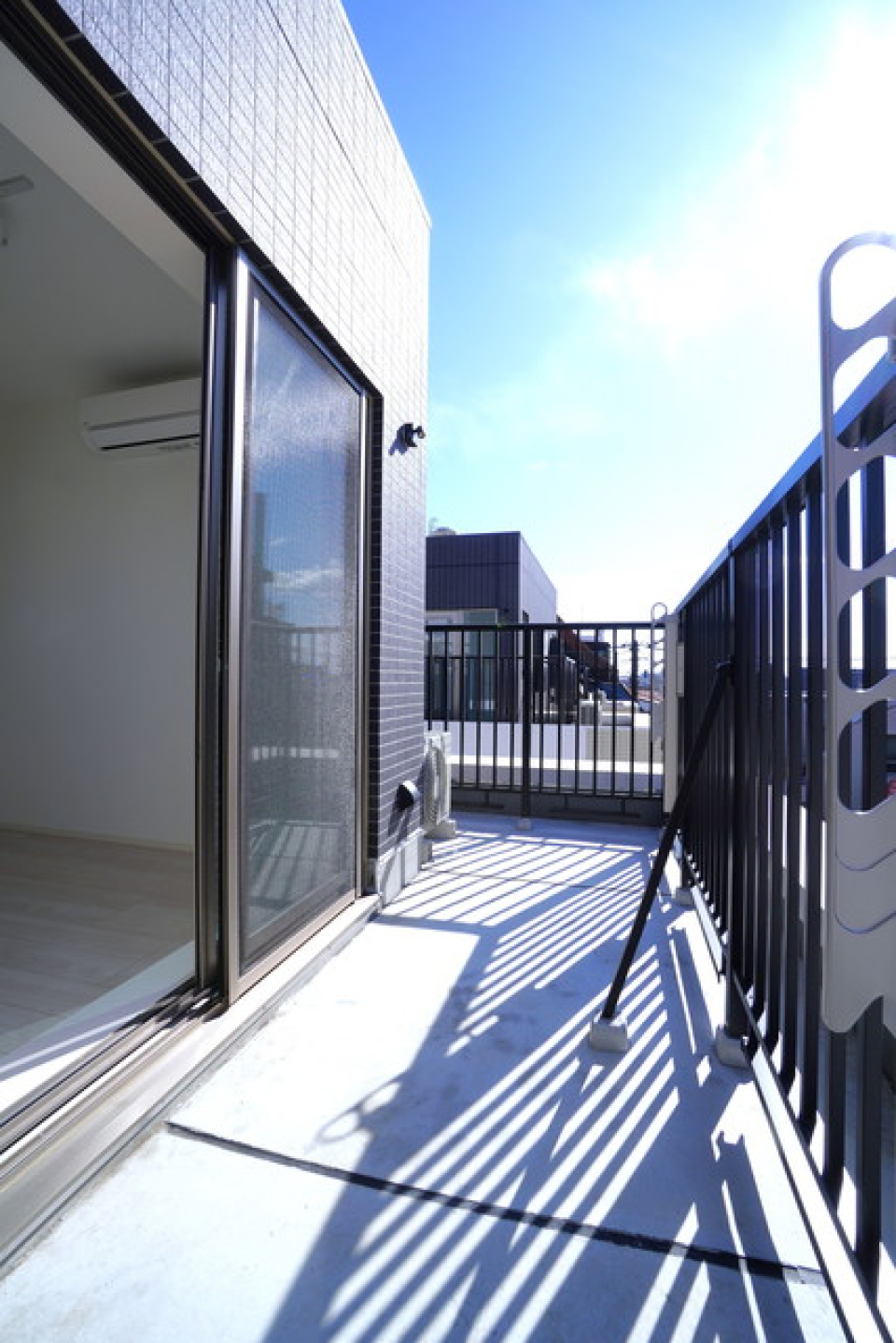 バルコニーの様子です。※写真は同タイプ住戸です。