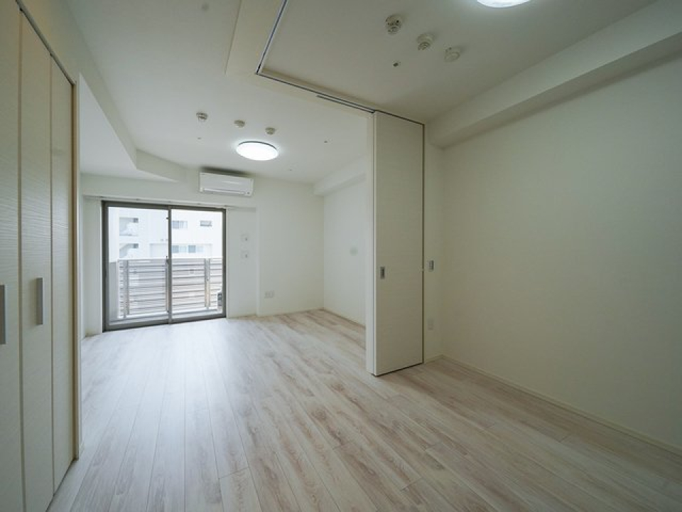 どんな家具にでも合う内装ですね！※写真は同タイプ住戸です。