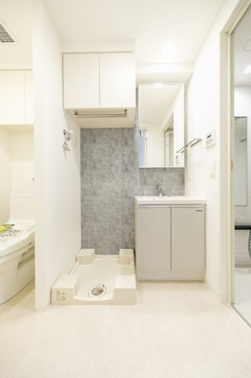 嬉しい独立洗面台。※写真は同タイプ住戸です。