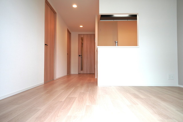 ナチュラルな内装が素敵ですね♪※写真は同タイプ住戸です。