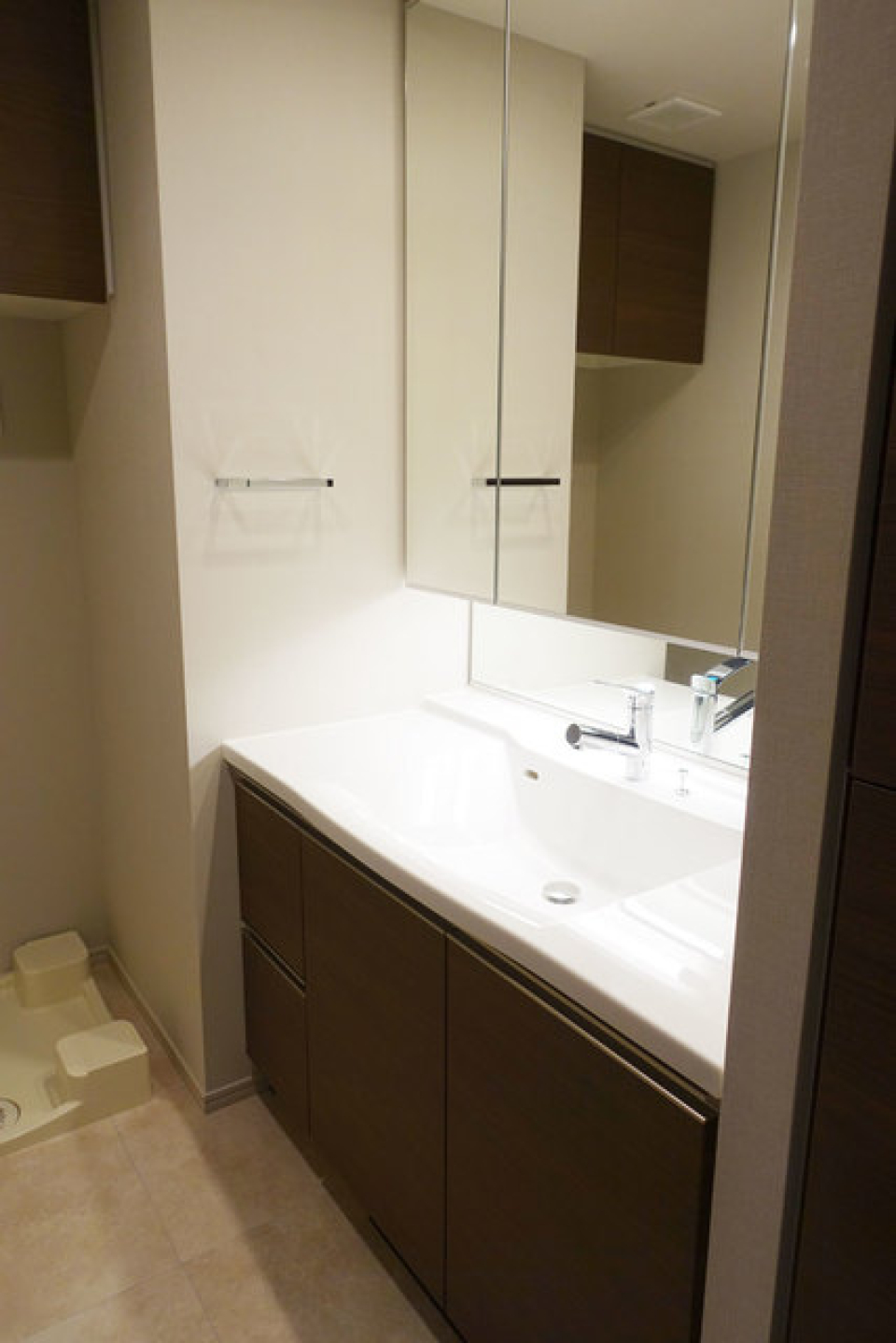 嬉しい独立洗面台。※写真は同タイプ住戸です。