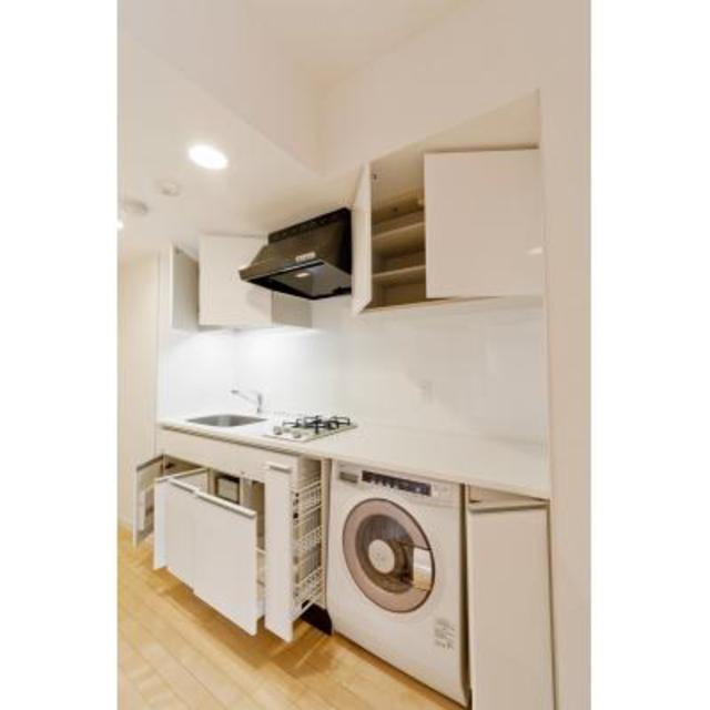 洗濯機は埋め込み式になっています。※写真は同タイプ住戸です。