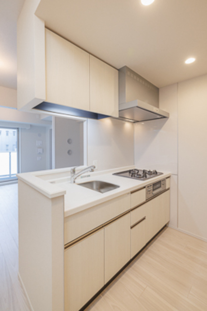 ３口のガスコンロが導入されています。※写真は同タイプ住戸です。